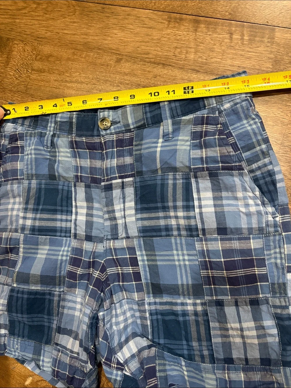 Crown & ivy shorts motion stretch 30W  blue madras plaid